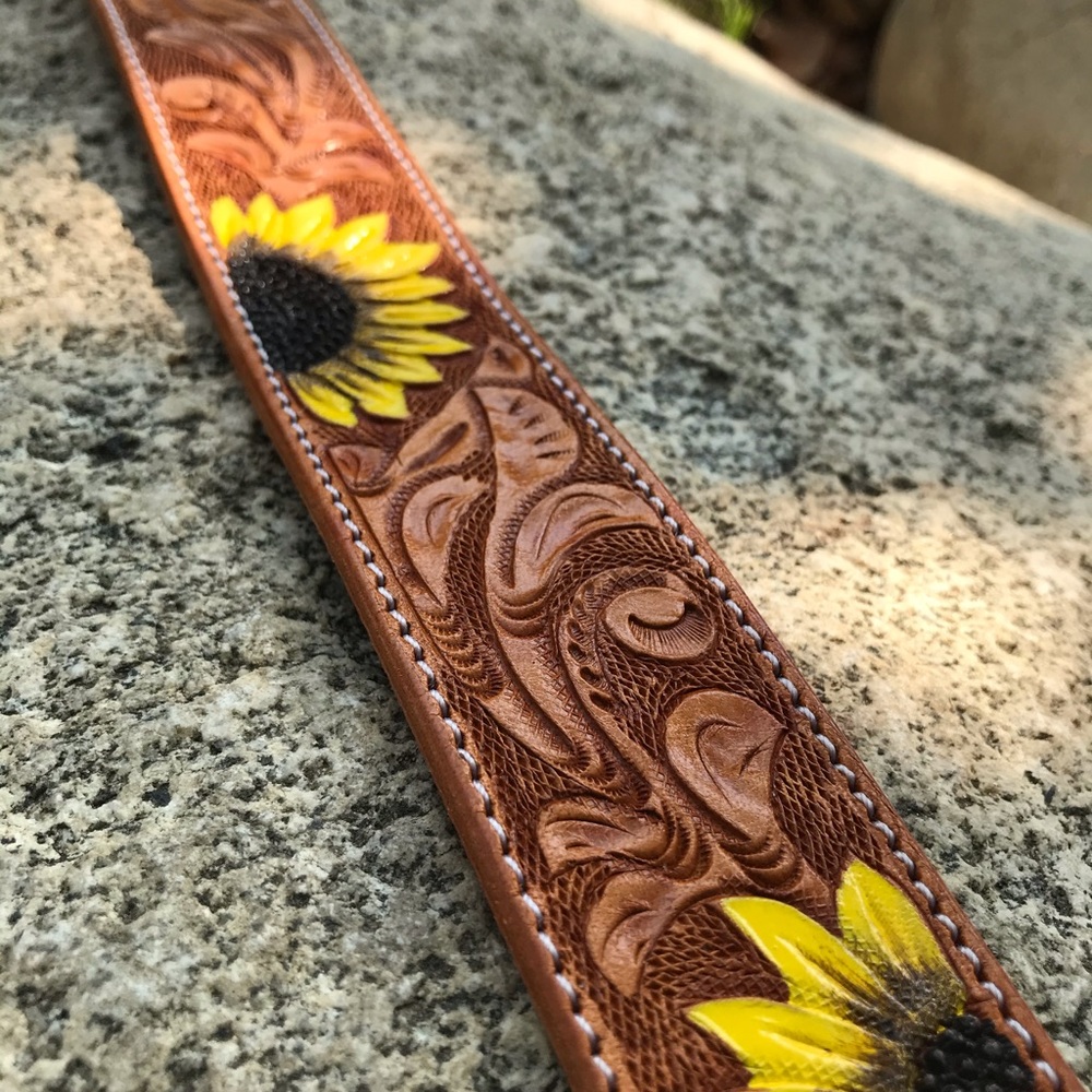 🌻 girasol hand painted and tooled belts 😍 - Picture 3 of 6